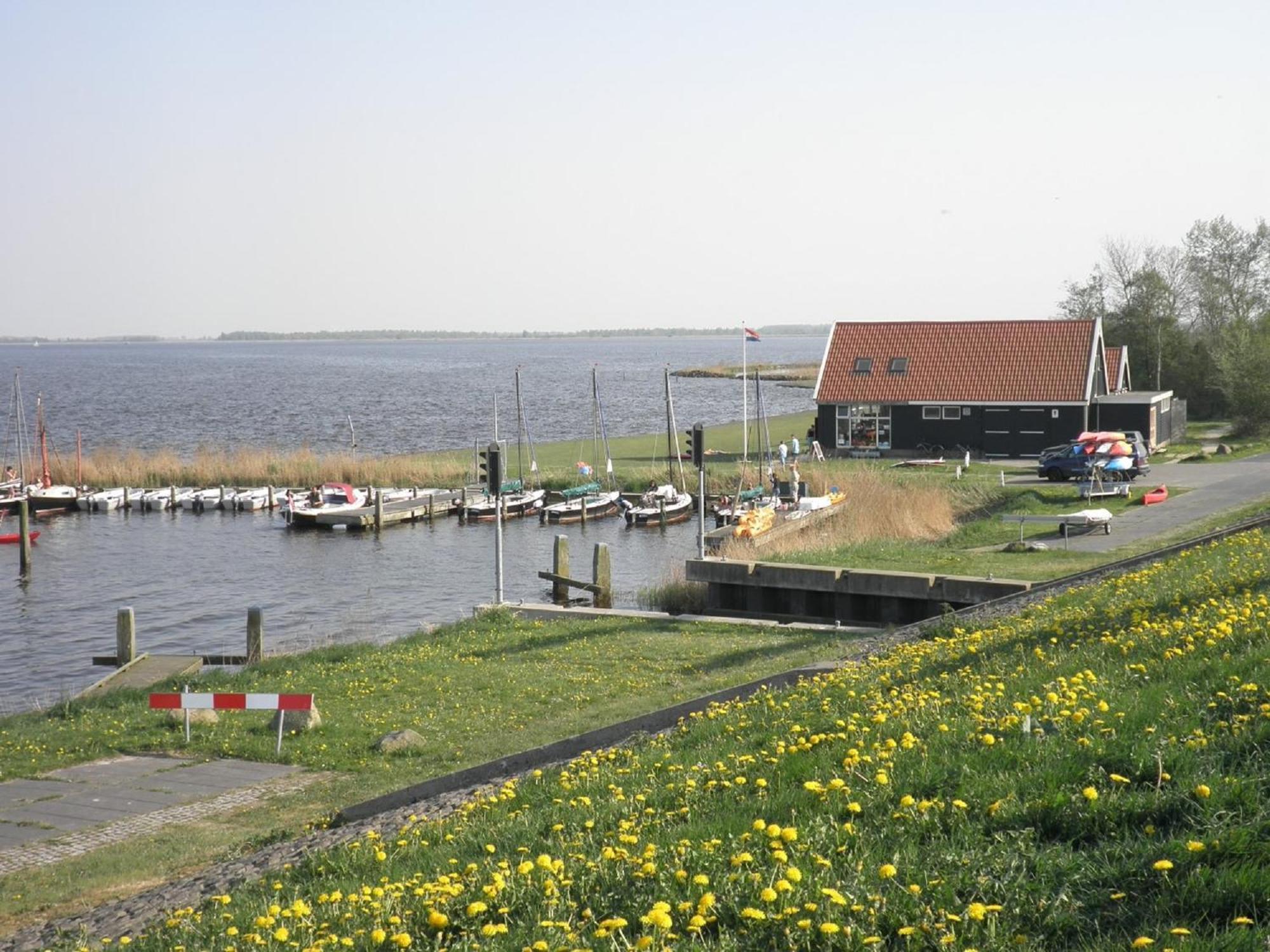 Leonie 6 Pers Holiday Home With A Large Garden Close To The Lauwersmeer Anjum Exteriör bild